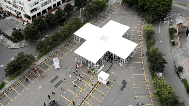 哥伦比亚临时教堂，阿罕布拉白色十字架 / Sociedad Colombiana de Arquitectos + Alsar Atelier + GB Urban Studio - 建筑图, 临时装置