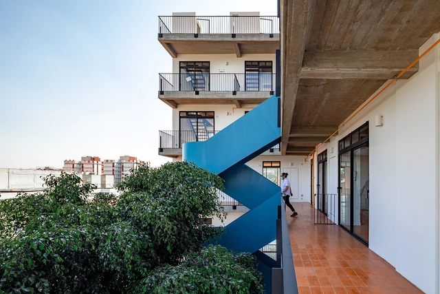 Manuel Dublán Reurbano / PRODUCTORA - Fotografía exterior, Apartamentos, Fachada, Balcón, Barandas