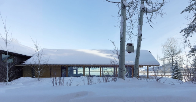 Snake River Cabin / McLean Quinlan - Exterior Photography, Cabins & Lodges