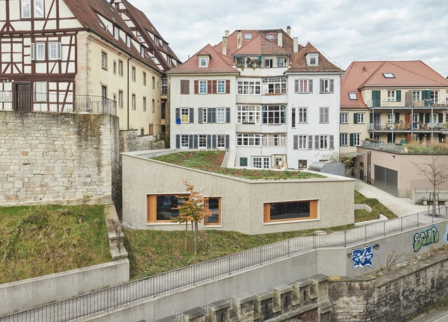 Residential & Commercial Building Renovation / Dannien Roller Architekten + Partner - Exterior Photography, Extension, Facade