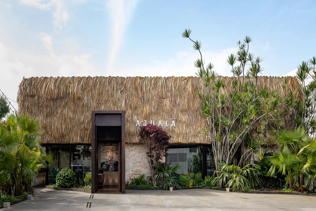 Restaurante Ajuala  / Portafoglio Grupo Arquitectónico + Grupo HCR - Fotografía exterior, Restaurant, Jardín, Fachada, Puerta, Arco