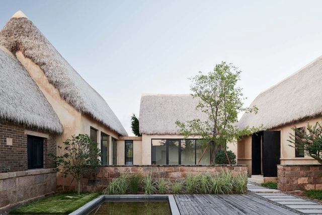 Seaweed Bay Health Resort / Greyspace Architecture Design Studio - Exterior Photography, Renovation, Facade