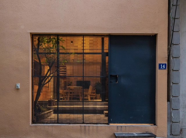 Trau Quy House / TOOB STUDIO - Interior Photography, Houses, Door, Facade, Stairs