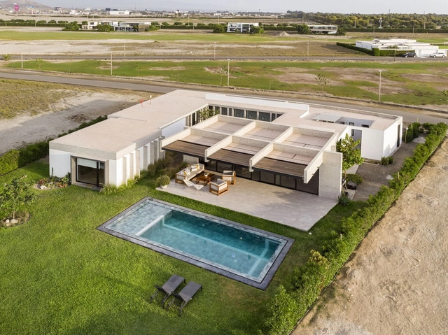 Casa GS / Rodrigo Martinez Arquitecto - Fotografía exterior, Casas, Jardín, Fachada