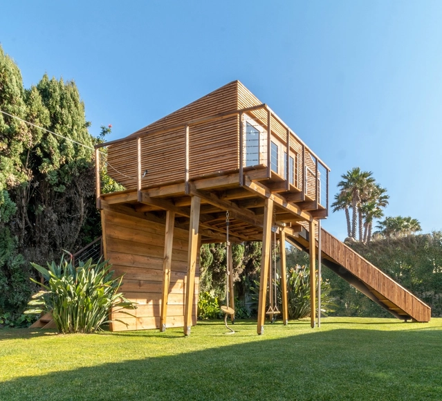 Casa en el árbol Casiopea / Madeiguincho - Fotografía exterior, Otros Edificios, Fachada