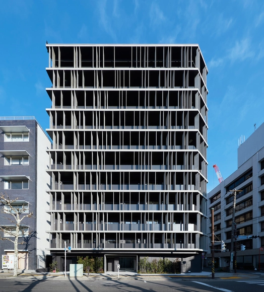 横浜刃寓，刀片式阳台 / KEY OPERATION INC. / ARCHITECTS - 建筑图, 居住建筑