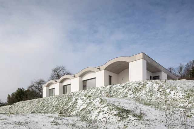 Casa en la ladera / Agence Vulcano-Gibello - Fotografía exterior, Casas