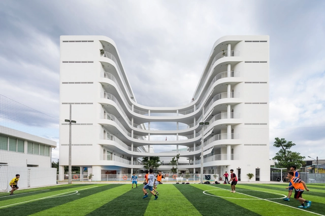 纯白流动校园，越南西宁IGC / KIENTRUC O - 建筑图, 中小学校