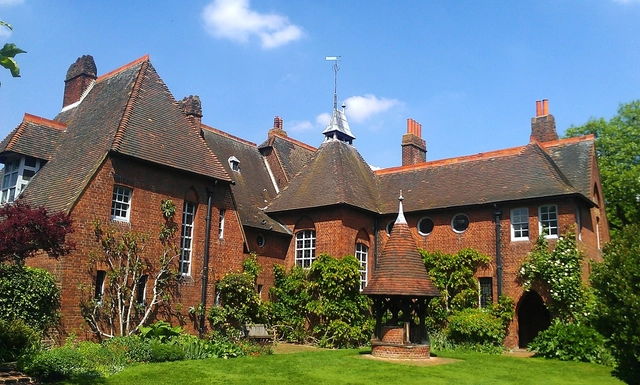 Arquitetura, design e artes: o que podemos aprender com a obra de William Morris? - Imagem de Destaque