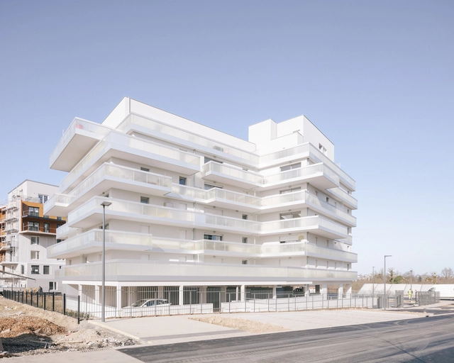 Arty Social Housing / a/LTA - Exterior Photography, Social Housing, Facade