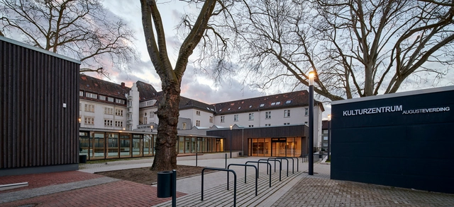 Extension Cultural Center Bottrop / Böll Architekten - Exterior Photography, Extension, Facade
