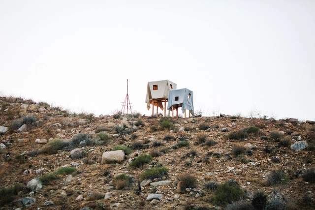 Instalação Ghost House / i/thee - Fotografia de Exterior, Estruturas E Instalações