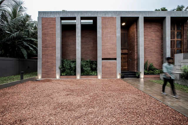 实心砖墙住宅 / Roy Anthony Architects - 建筑图, 独立住宅, 门