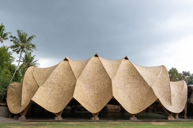 The Arc at Green School / IBUKU - Exterior Photography, Schools 