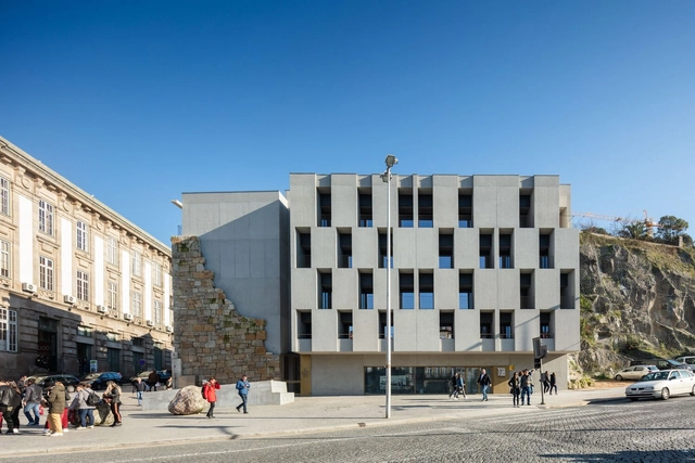 波尔图圣本托公寓 / Pedra Líquida - 建筑图, 居住建筑, 表皮