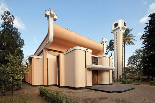 Pancho Guedes, Sculpting a New Africa - Featured Image