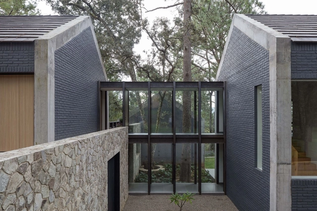 Casa la Mandarina / LVS Architecture - Fotografía exterior, Casas, Jardín, Fachada, Barandas, Puerta