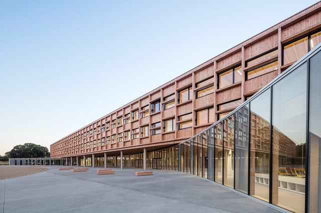 Simone Veil 学院 / Dietrich | Untertrifaller Architekten + Colas Durand Architectes - 建筑图, 高中, 表皮