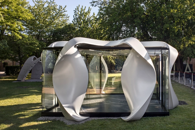 Zaha Hadid Architects apresenta espaço de reuniões modular na Bienal de Veneza 2021 - Imagem de Destaque