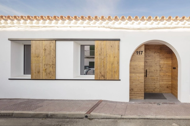 Casa L+C / Gabriel Montañés Arquitecto - Fotografía exterior, Casas, Puerta, Fachada, Arco, Arcada