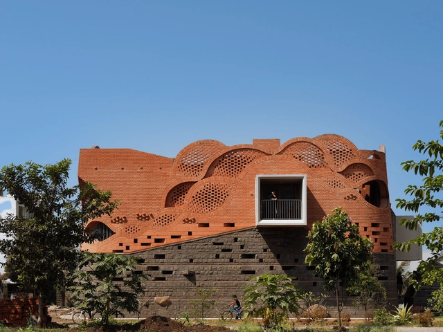 Casa Gadi / PMA madhushala - Fotografía exterior, Casas, Fachada