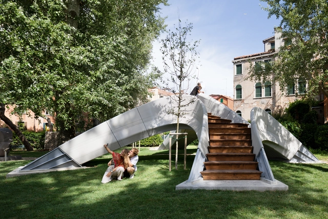 Striatus Bridge / Zaha Hadid Architects + Block Research Group - Exterior Photography, Pedestrian Bridge, Stairs