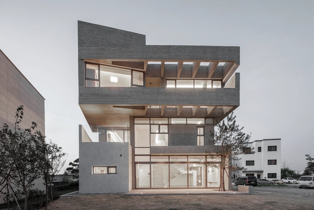Casa L.M / DESIGN GROUP COLLABO - Fotografia de Exterior, Casas