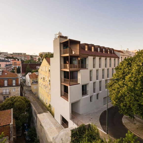 轻盈的室外阳台，渡槽公寓 / António Costa Lima Arquitectos - 建筑图, 公寓