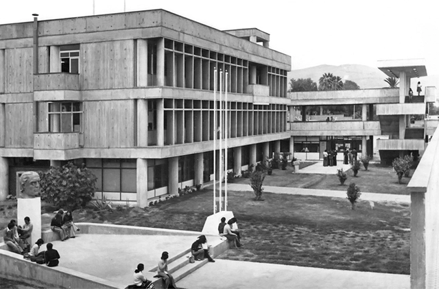 Campus Velázquez: patrimonio moderno al norte de Chile - Imagen Principal