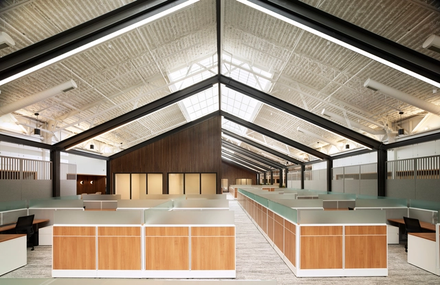 Centro de operaciones de Northpointe Bank / Ghafari Associates, LLC - Fotografía interior, Banco, Cocina