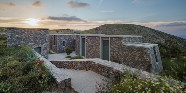 Casa de Férias na Ilha de Folegandros / Demetrios Issaias - Tassis Papaioannou, Architects - Fotografia de Exterior, Casas, Fachada