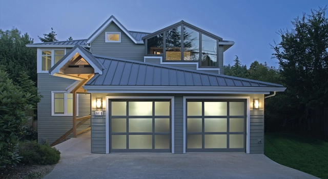 Curb Appeal: Choosing the Right Residential Garage Door - Featured Image