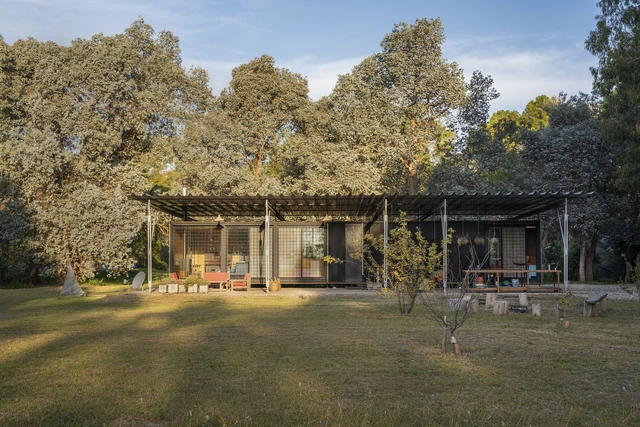 House in Los Hornos / BIANCHI-FUCILE + Bertone - Exterior Photography, Houses