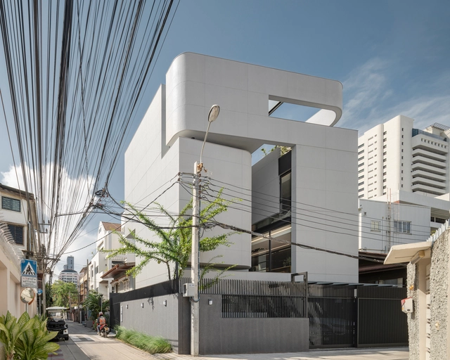沙吞 55号住宅，卷出私密空间 / Kuanchanok Pakavaleetorn Architects - 建筑图, 独立住宅