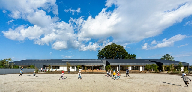 OM Nursery / HIBINOSEKKEI + Youji no Shiro + KIDS DESIGN LABO - Exterior Photography, Day Care