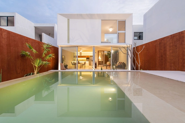 Casa Nahsac / TACO taller de arquitectura contextual  - Fotografía interior, Casas, Cocina, Fachada, Barandas