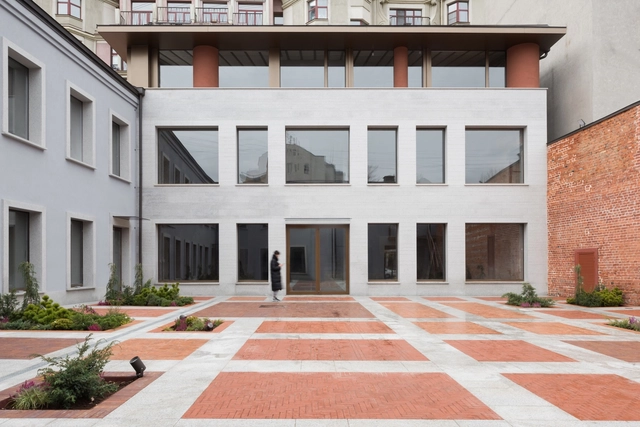 Voznesensky 5 / NOWADAYS office - Interior Photography, Refurbishment, Facade