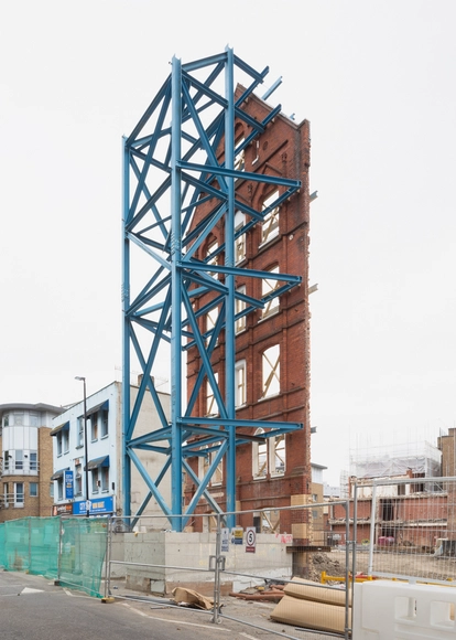 Non-Structures & Palimpsesto: La fotografía como registro de la regeneración urbana y la especulación inmobiliaria - Imagen Principal
