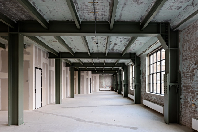 Eiffel Building / Braaksma & Roos architectenbureau - Interior Photography, Offices Interiors, Facade, Beam
