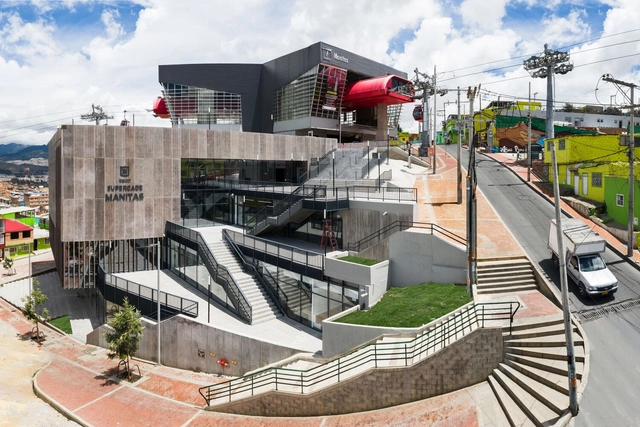 Equipamiento SuperCADE Manitas / aRE - Arquitectura en Estudio - Fotografía exterior, Edificios Institucionales