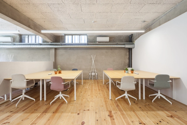 How to Design the Perfect Acoustic Enclosure: Comfort in Flooring, Ceilings, and Walls - Featured Image