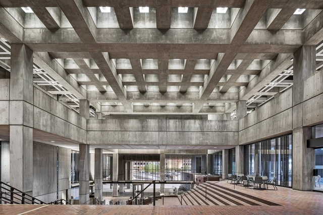 Reuso adaptativo e a renovação de edifícios brutalistas - Imagem de Destaque