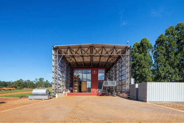 Destilaria em Torrinha / Nitsche Arquitetos - Fotografia de Exterior, Cervejaria