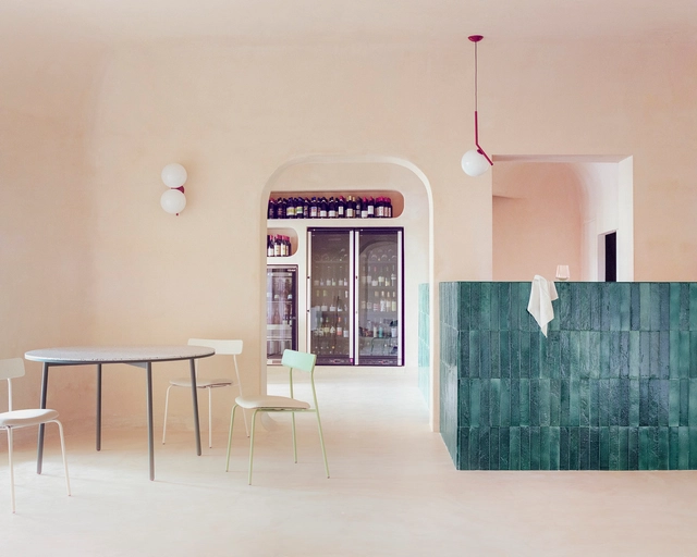 Restaurante Myrto en Porto Cervo / studio wok - Fotografía interior, Interiores De Restaurantes Y Bares, Puerta, Fachada