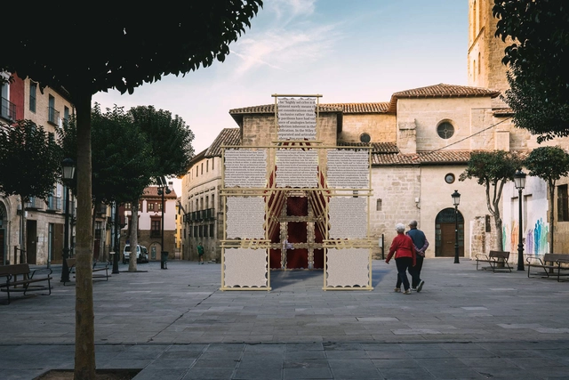 Young Practices and Artists Reflect on the Urban Environment at Concéntrico 07 - Featured Image