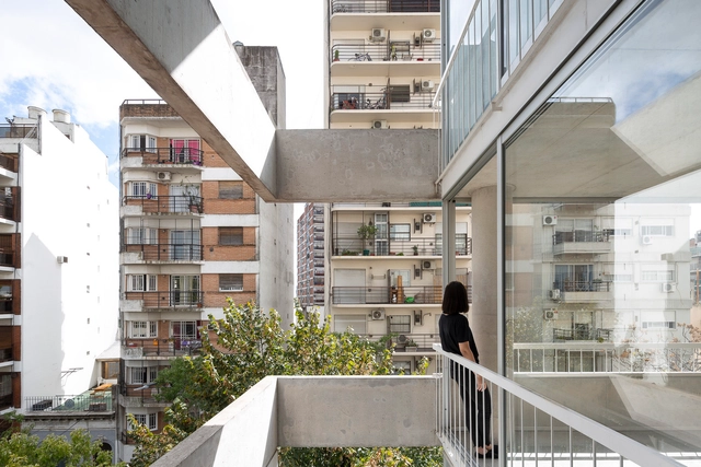 Franklin 684 Residential Building / La Base Studio - Interior Photography, Apartments, Facade