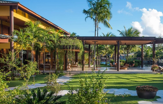 Casa Interlagos / Arquitetura Paulo Melo e Paulo Andrade - Fotografia de Exterior, Casas, Jardim, Fachada