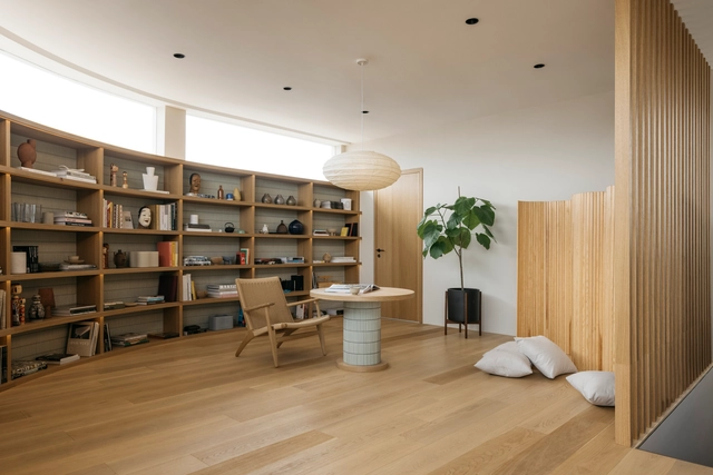 83 Braemar House / MONOCOT - Interior Photography, Houses, Table