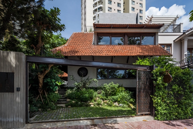 Casa e Restaurante The Quê / 23o5Studio - Fotografia de Exterior, Arquitetura De Uso Misto, Porta