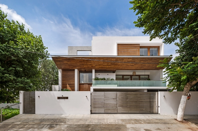 Casa de Pátio Urbana / Sudaiva Studio - Fotografia de Exterior, Casas